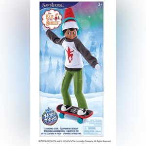 NWT Elf on the Shelf Magi-Freeze Holly Jolly Ollie Skateboarding Set